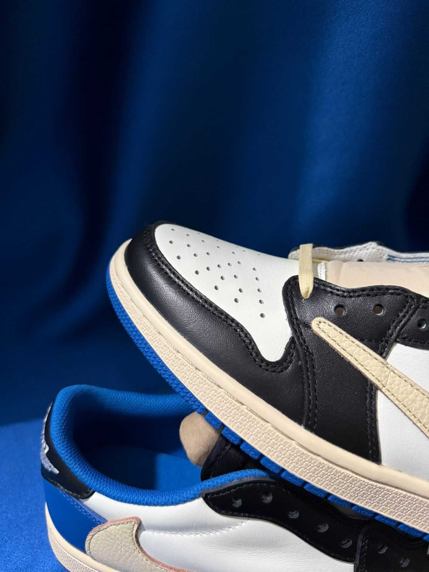 Jordan 1 Retro Low OG SP Fragment x Travis Scott R.38-45