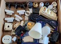 Casquilhos para Lâmpadas antigos e outro material elétrico