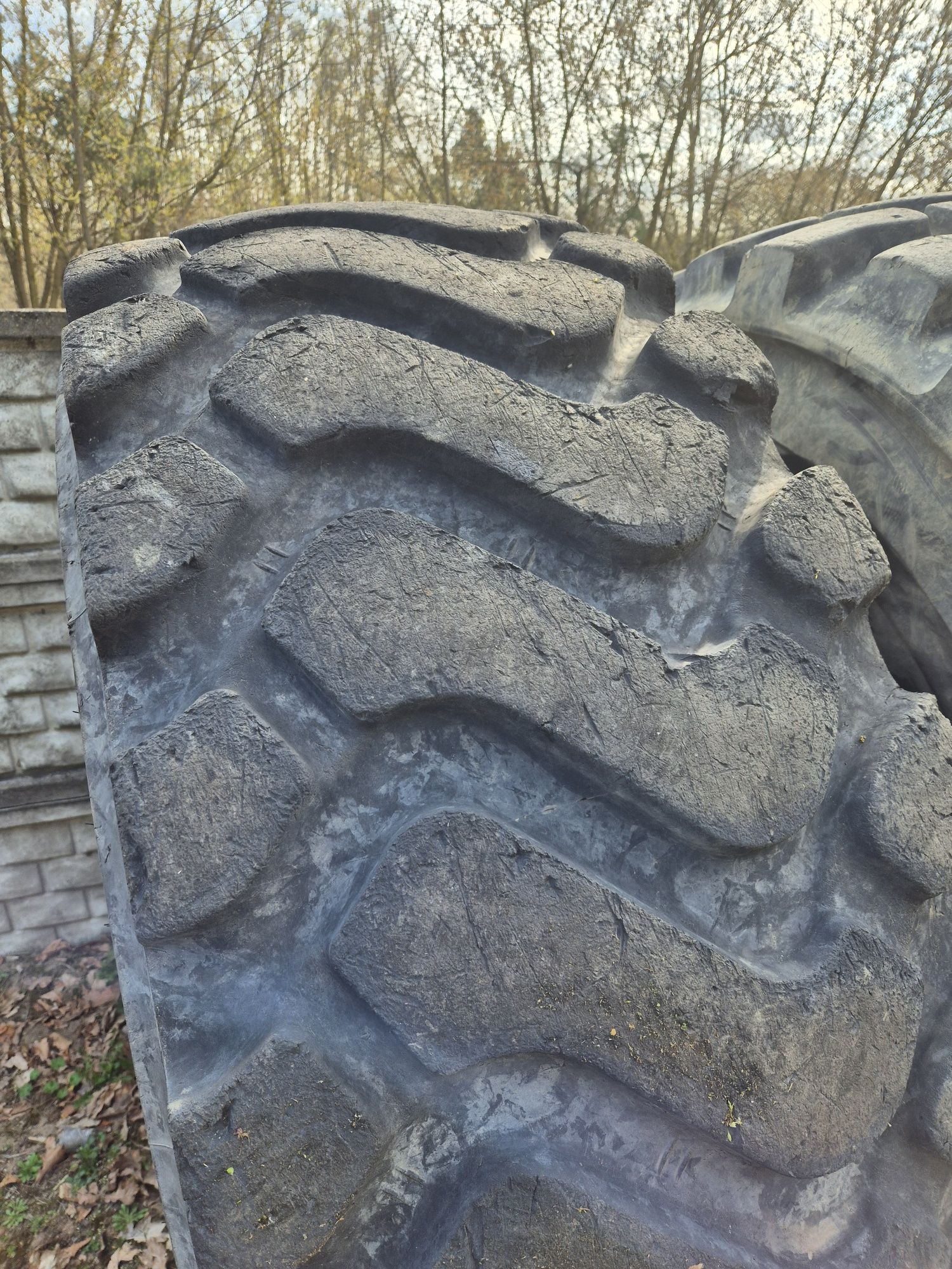 Opona 23.5r25  23.5-25 Michelin