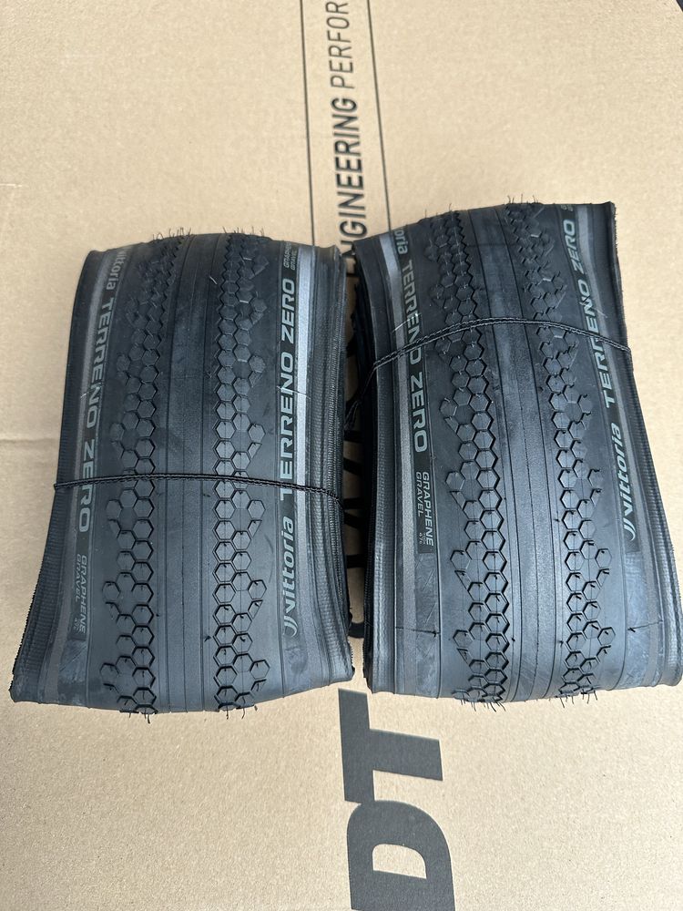 2x nowa opona Vittoria Terreno Zero Graphene Gravel 700x47C