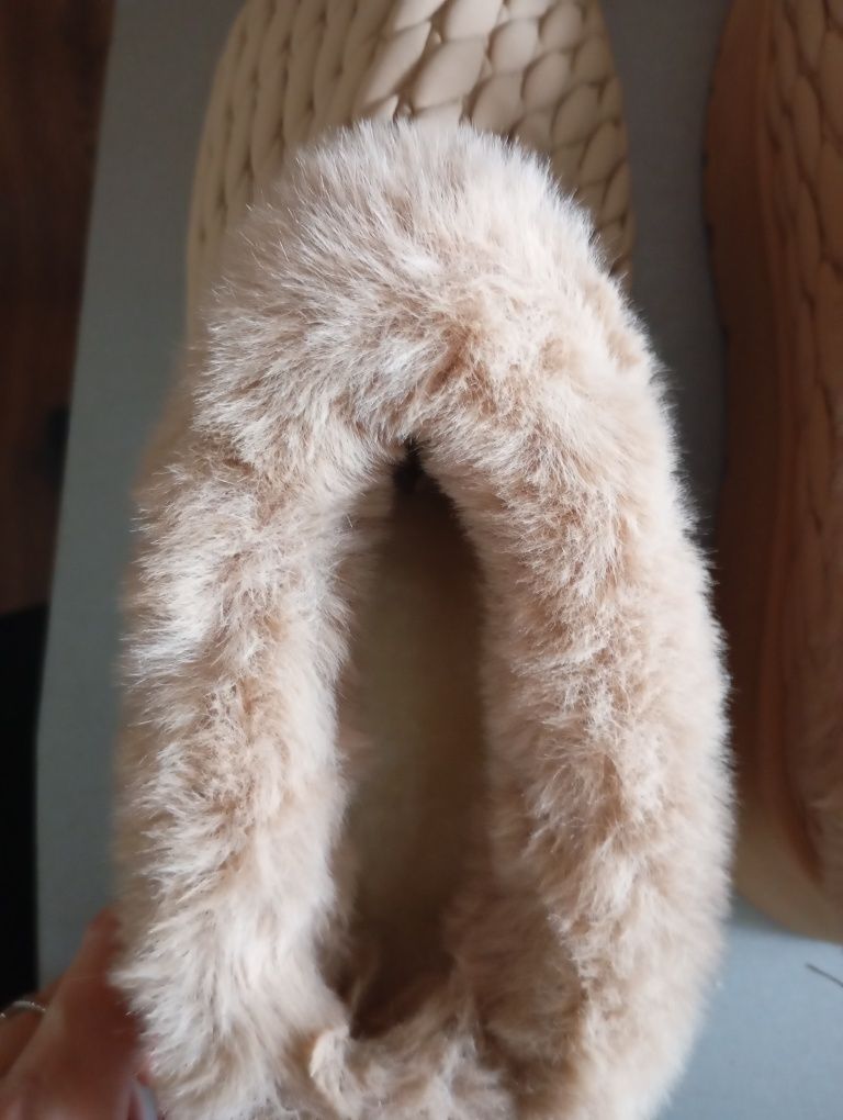 Уггі короткі жіночі сабо р.40-41