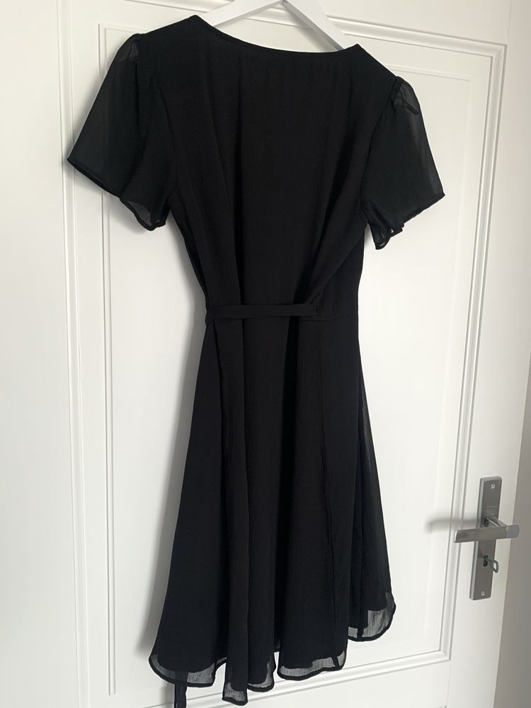 Abercrombie&Fitch sukienka letnia wiązana szyfonowa zwiewna czarna