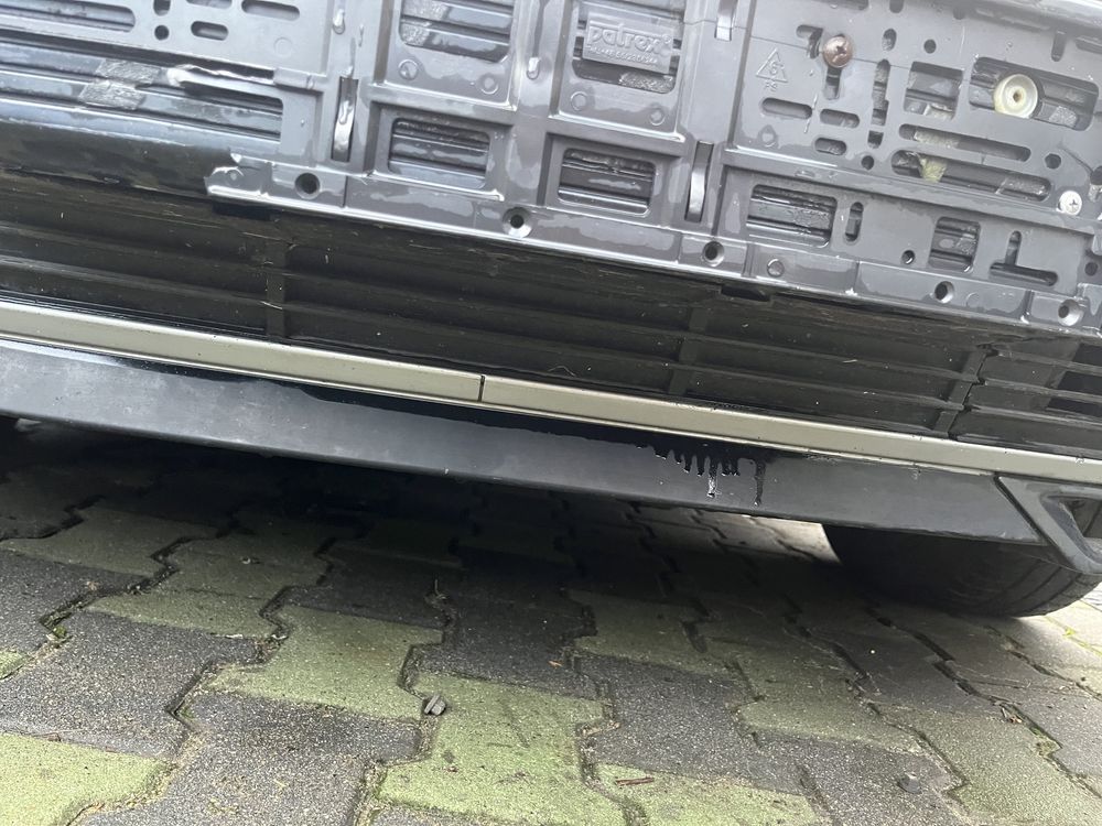 Zderzak przod BMW E32 dokladka V8