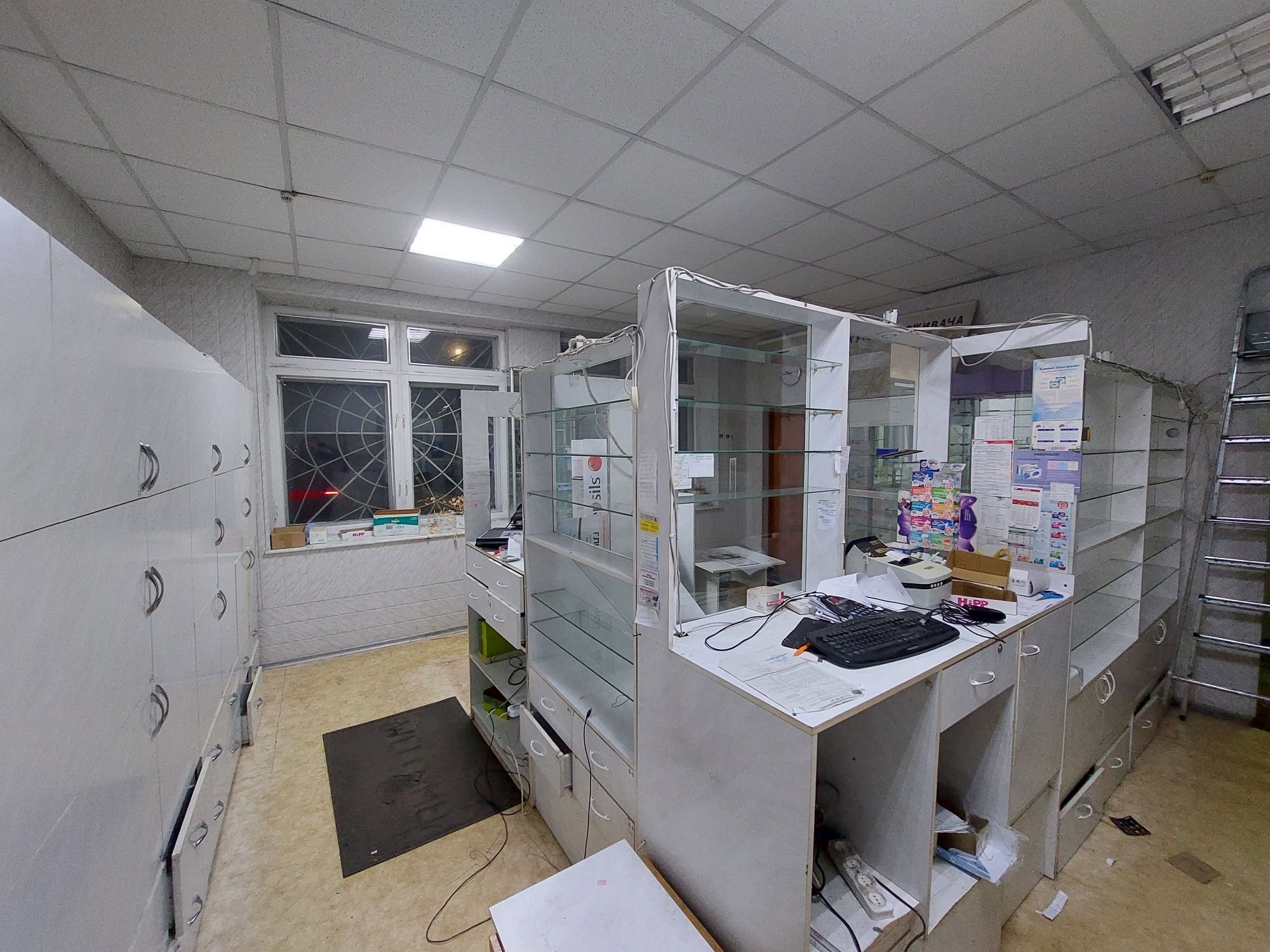 Фасадное помещение 209м р-н Автовокзал под Аптека Клиника Магазин Банк