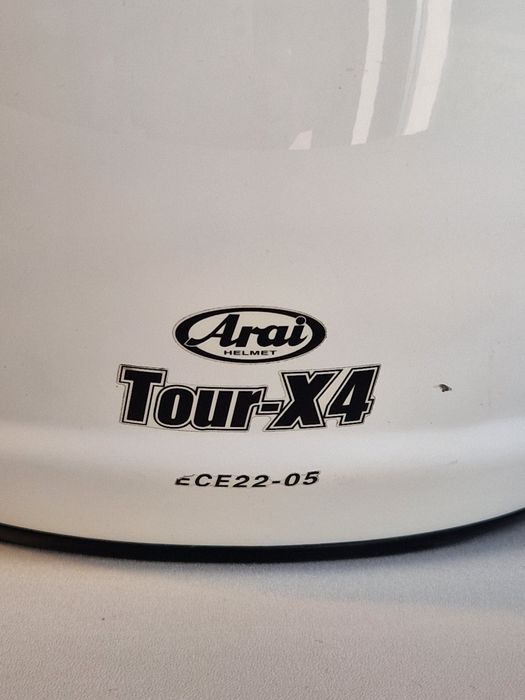 Kask Arai Tour-X4