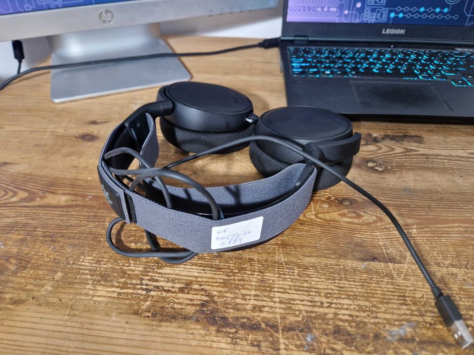 Słuchawki bezprzewodowe nauszne SteelSeries Arctis 7+ (3884)