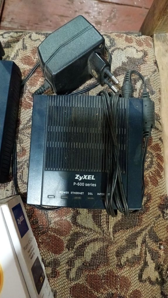 Adsl WiFi модеми Zyxel 3шт(один лот)