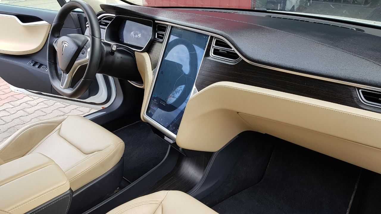 Tesla Model S 70D Тесла Модел С 70Д