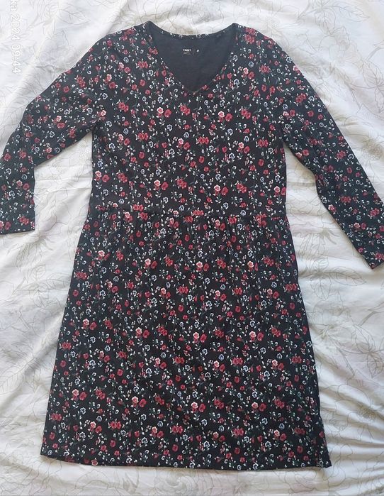 Nowa sukienka Carry