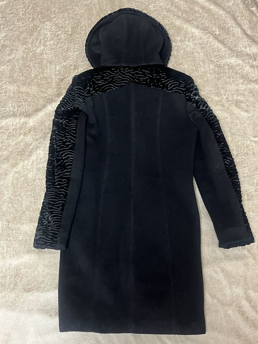 Пальто, зимове, осінне, чорне.