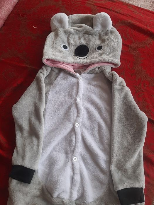 Дитяча піжамка тепла.