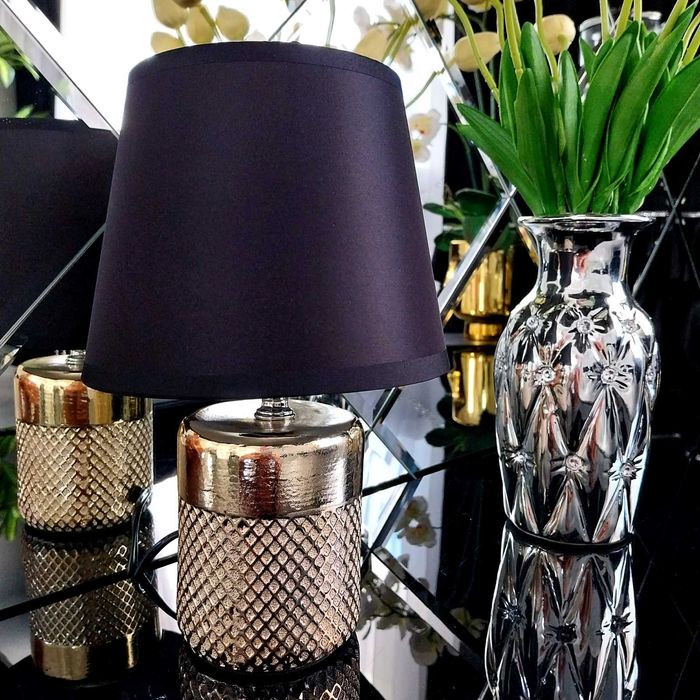 Lampka nocna złota mała lampa stołowa dekoracyjna lampka biurkowa