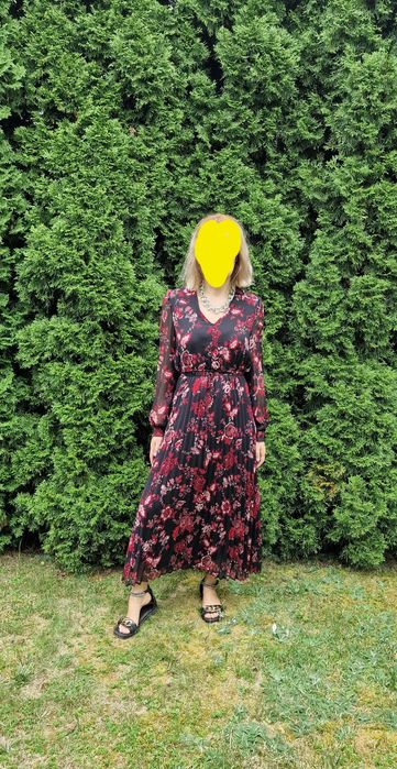 Nowa sukienka Reserved