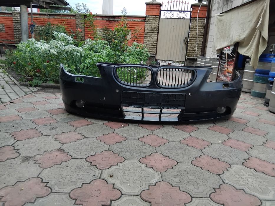 Передний бампер BMW e60