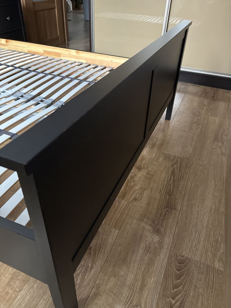 HEMNES łóżko 140x200cm + dwie szafki nocne