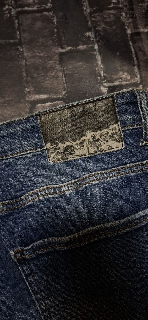 Diesel Buster Regular Slim Tappered spodnie jeansowe męskie, dżinsy