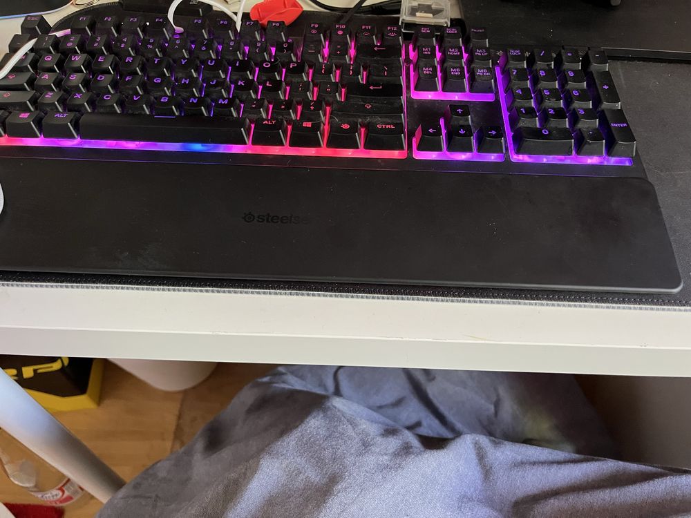 Mam na sprzedaż setup gamingowy wszystko działa