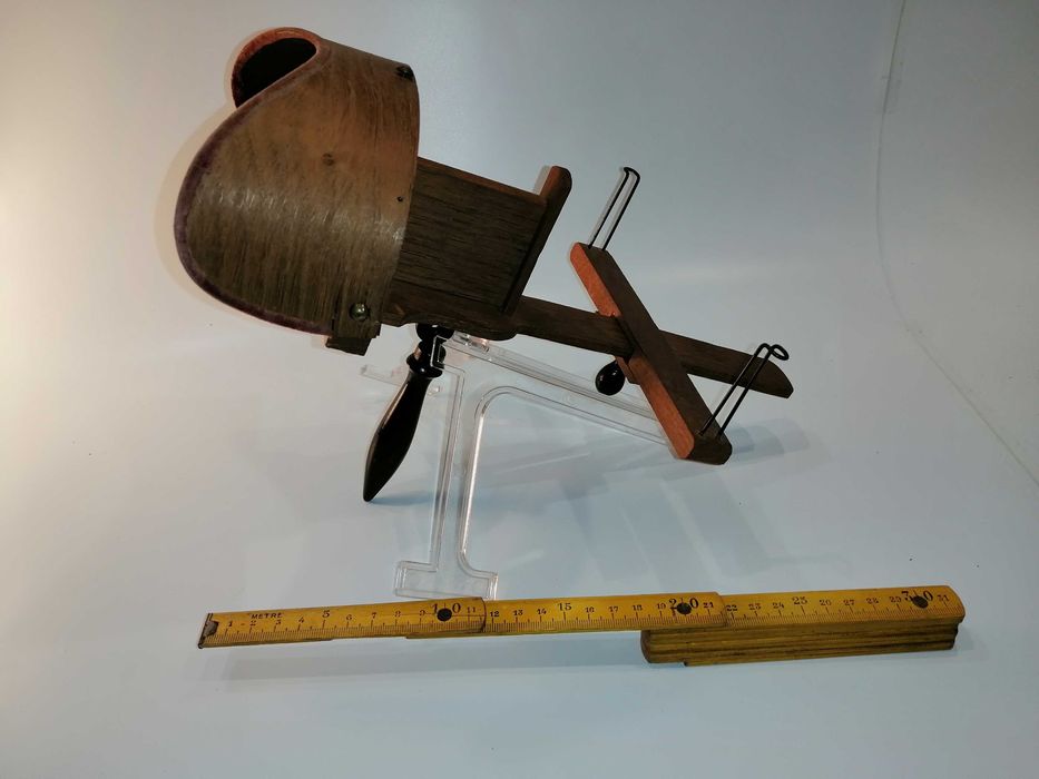 Visor estereoscópico em madeira - Antigo Estéreo-grafoscópio.