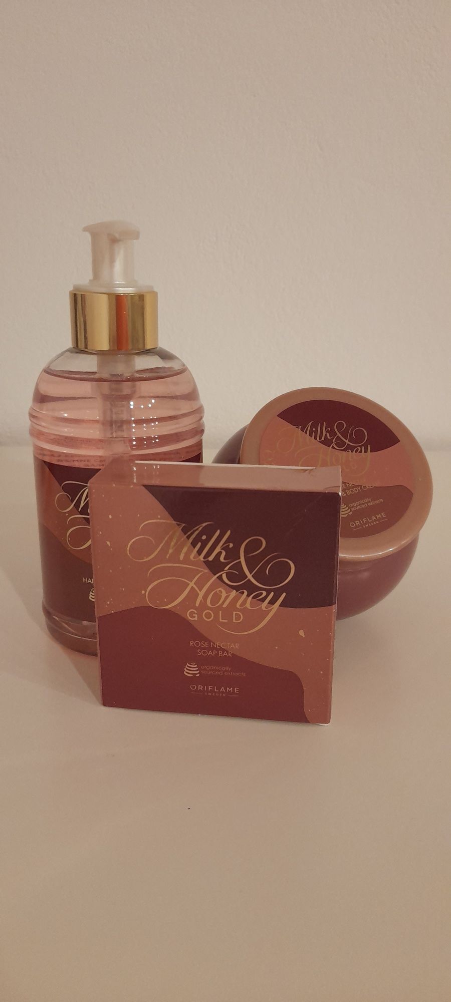 Milk&Honey Rose Gold żel, krem i mydło. Oriflame.