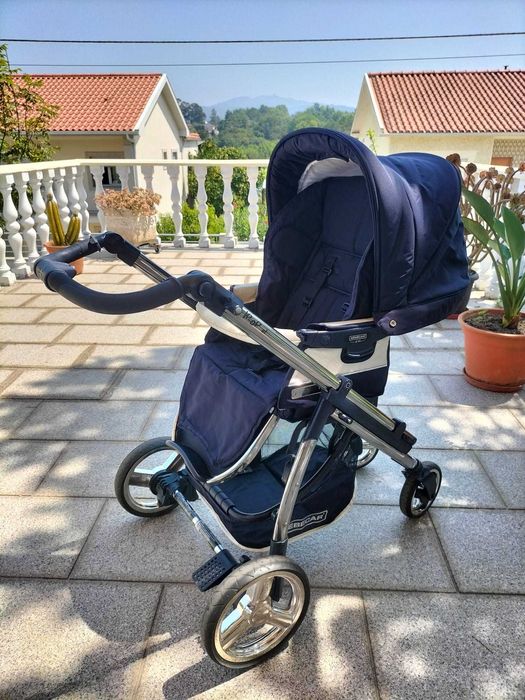 Trio carrinho BÉBÉCAR azul marinho com Isofix
