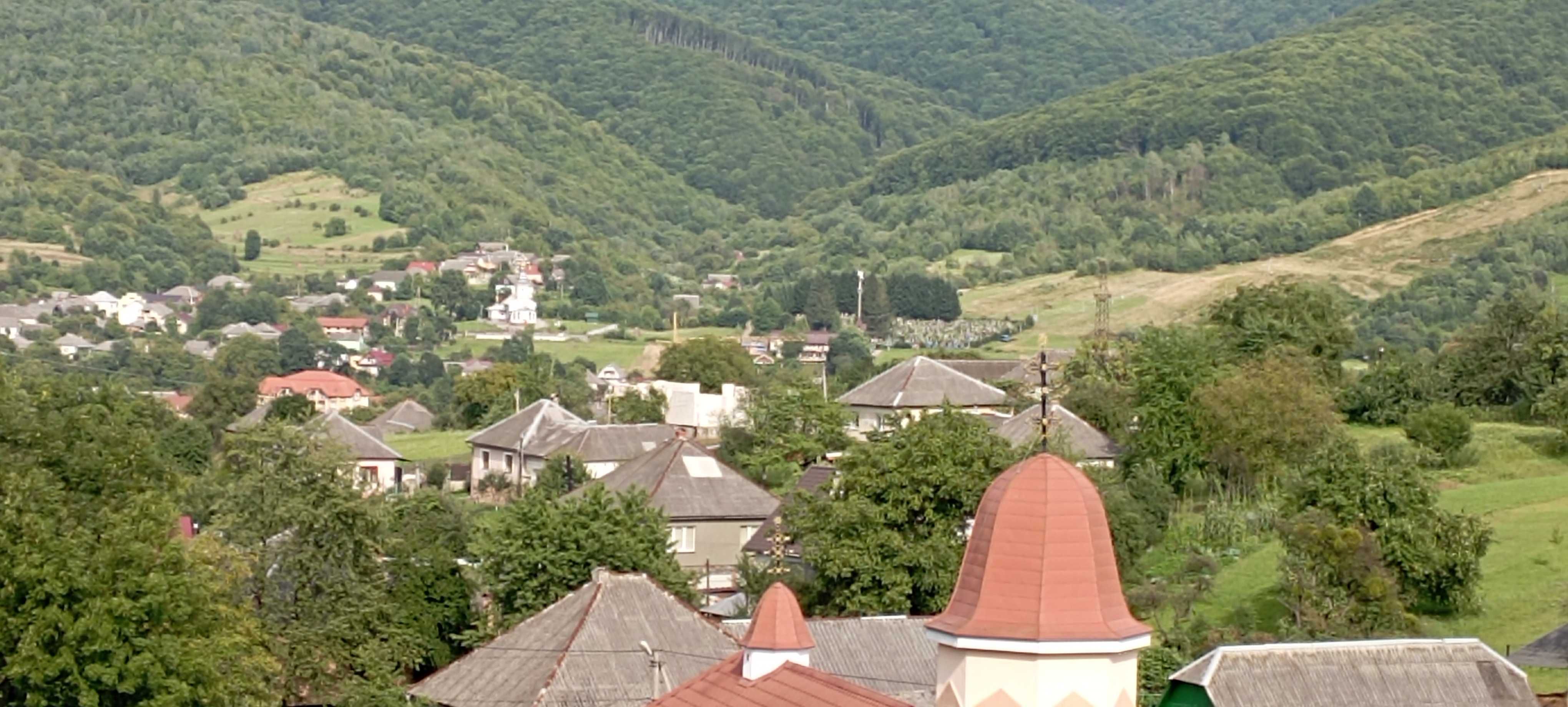 Продаємо земельну ділянку Поляна Закарпатській області