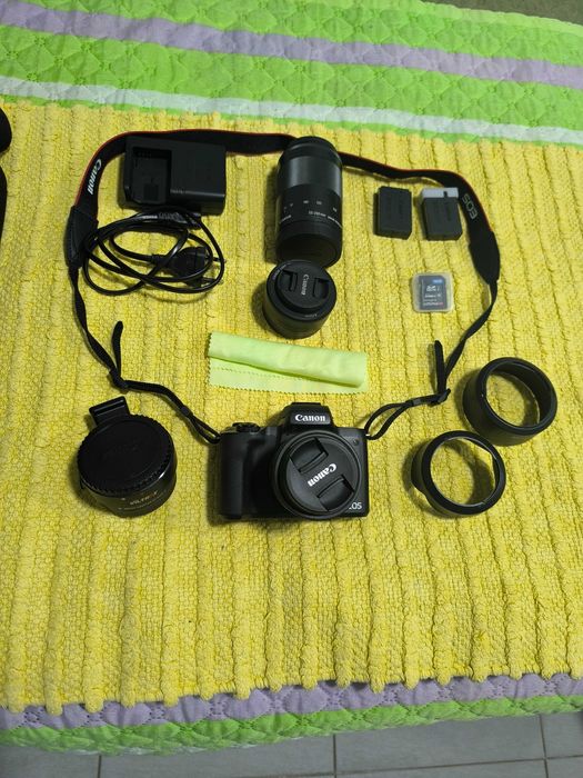 Canon EOS M50 Mark II + 3 Lentes + Acessórios (excelente estado)