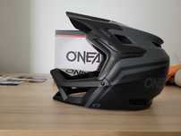 Vendo capacete de downhill (ONEAL) - SEMI-NOVO