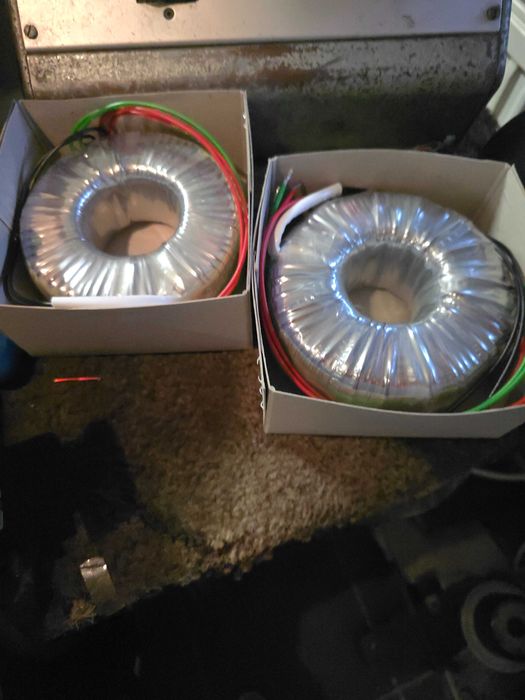 Transformator toroidalny