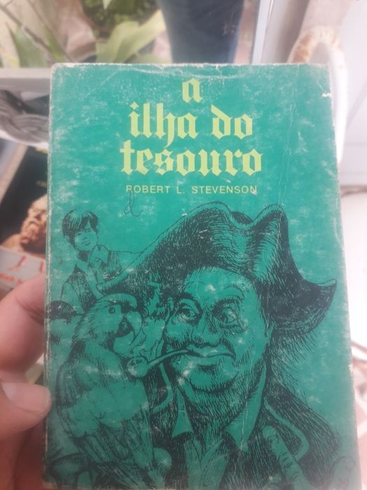 Livros de westerns e clássico leitura  internacional