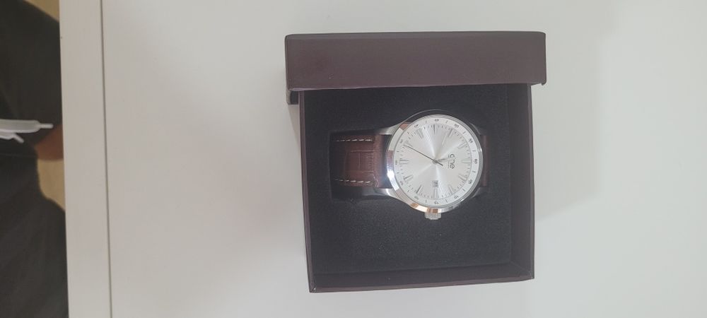 Relógio em muito bom estado