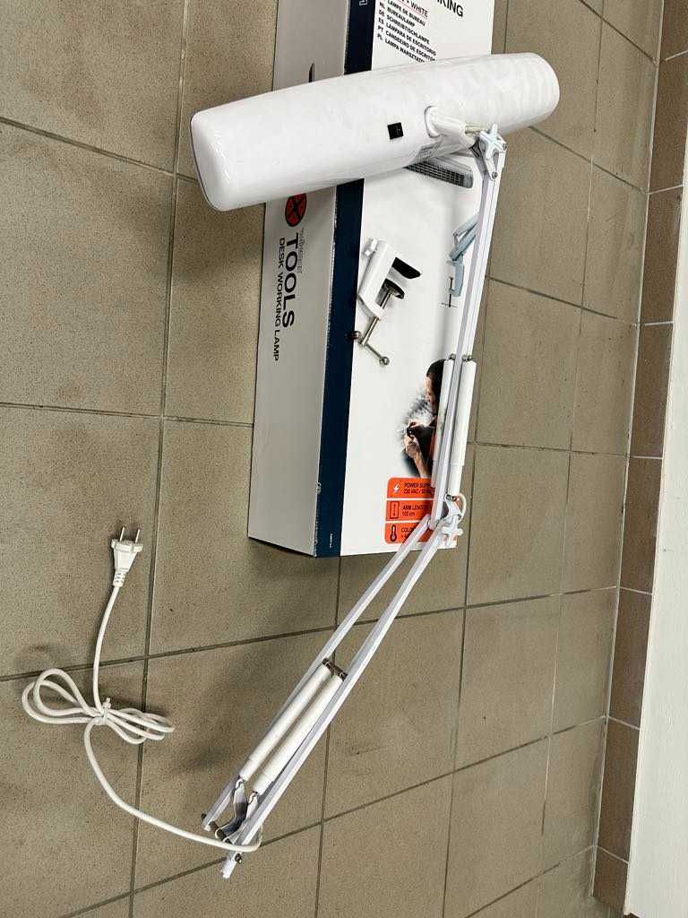Lampa warsztatowa / modelarska 3 x 14W biała Velleman