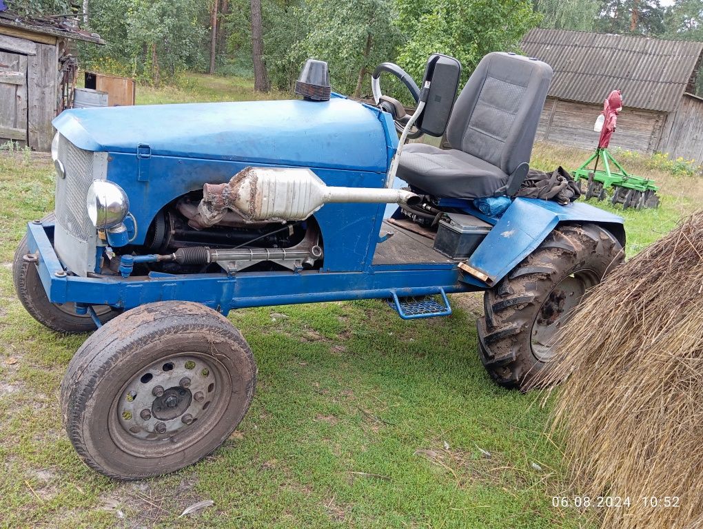 Саморобний трактор,2,5 простий дизель.