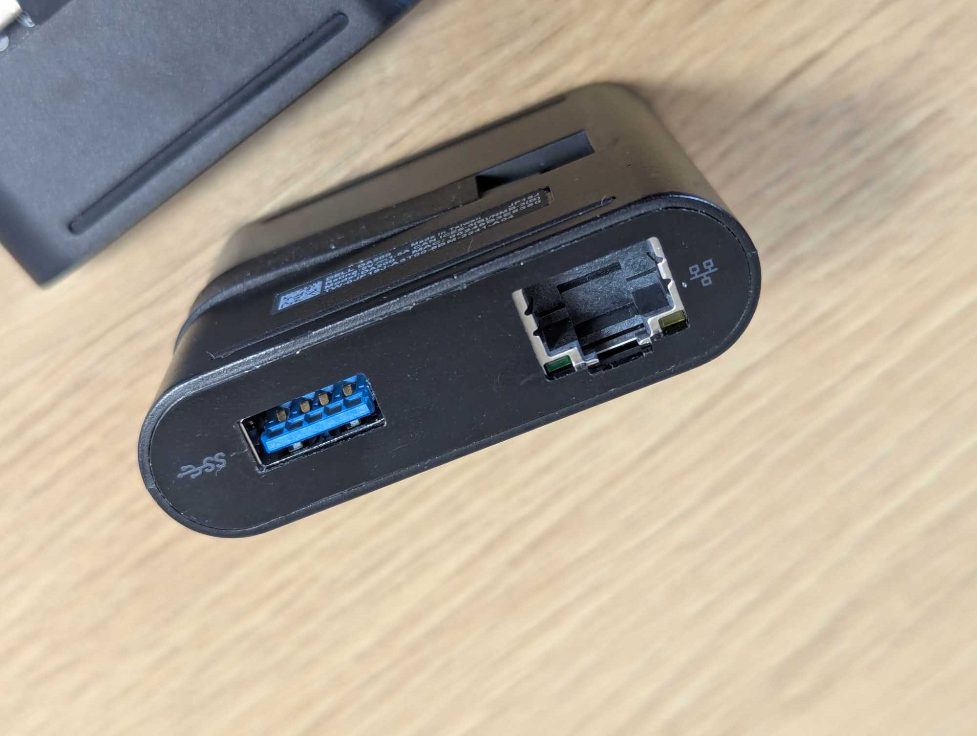 Адаптер переходник DELL DA200 USB-C на HDMI, VGA, RJ45 Ethernet, USB