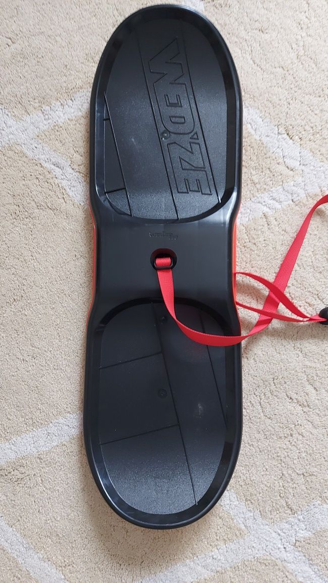 Snowskate Lugik BOARDSLIDE czarno-czerwony snowskate decathlon