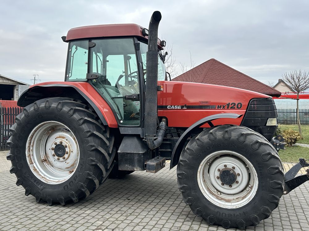 Ciągnik Case MX 120