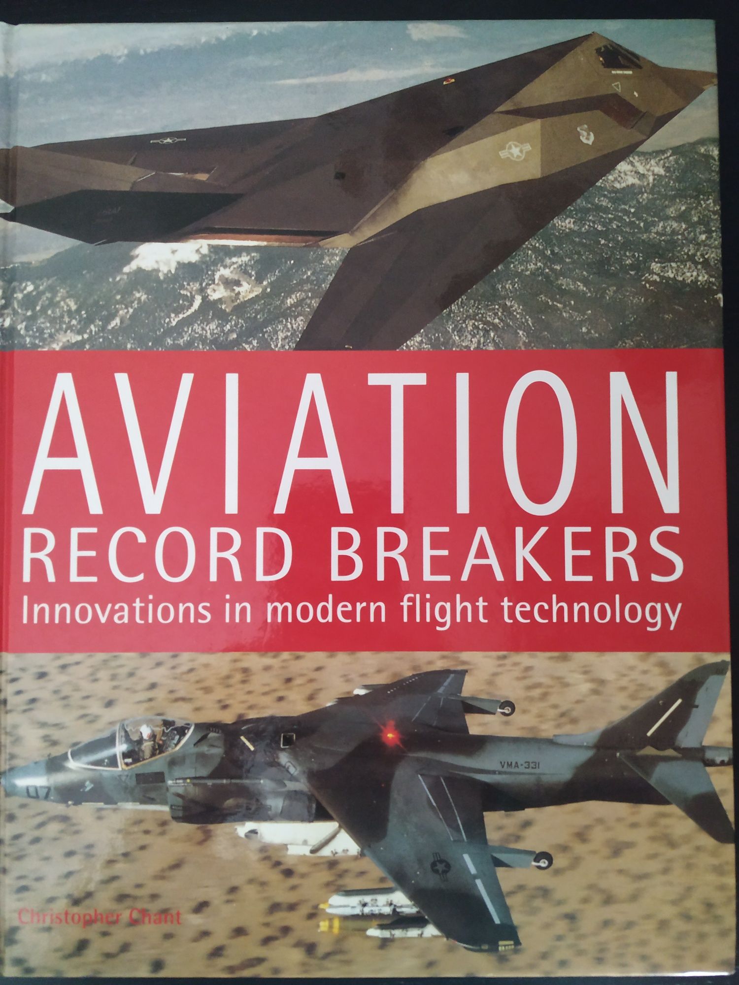 Livro aviação militar "Aviation Record Breakers"