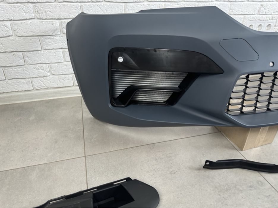 Передний Бампер G30 BMW LCI 20-23 стиль м5 бмв г30 решетка новый