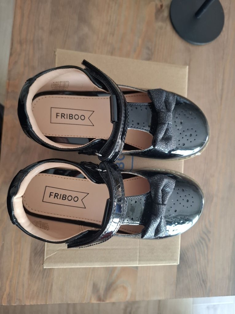 Baleriny z zapięciem Friboo rozm. 30
