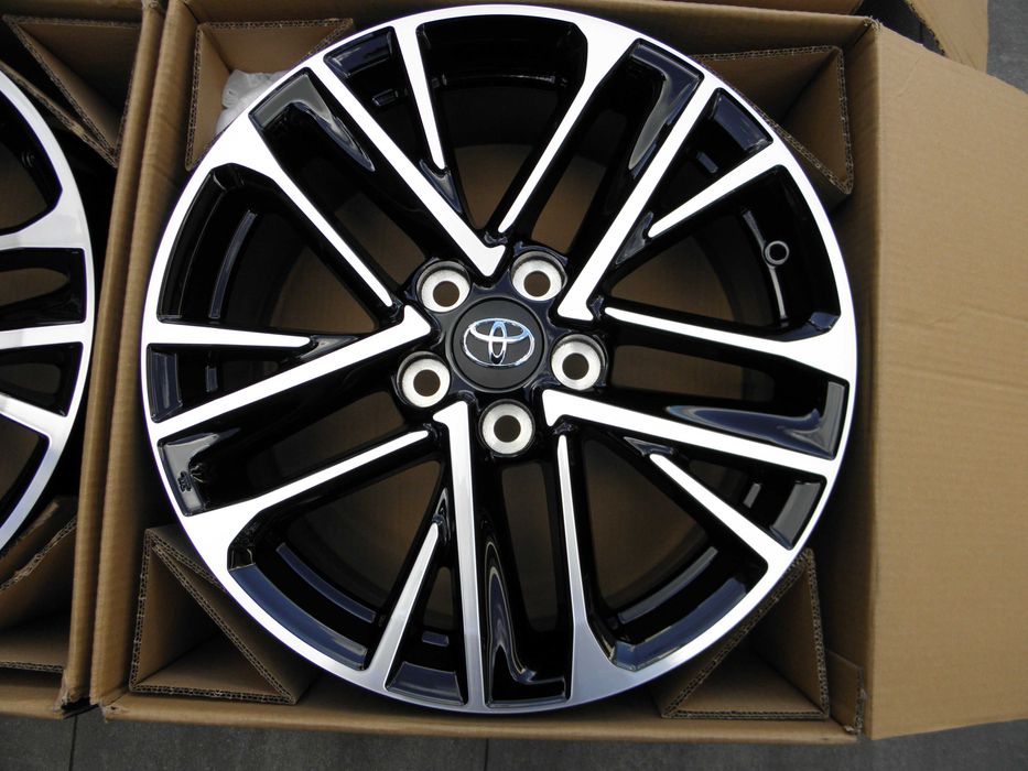 Felgi 18 Toyota Rav4 Rav-4 Yaris Cross C-HR Camry Corolla 5x114,3 ET50