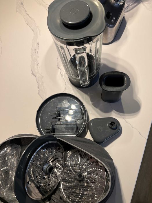 Robot de Cozinha Kenwood Multi Pro FDM71