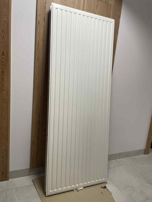 Pionowy Grzejnik Purmo Vertical typ 21 -  1960x750x75 mm - Okazja!