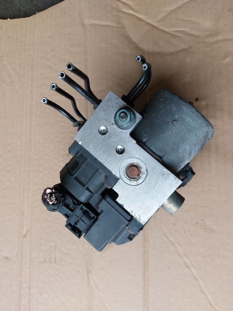 Audi a4 b5 1.8 T pompa hamulcowa ABS passat b5 audi a6 c5  1.9 2.0