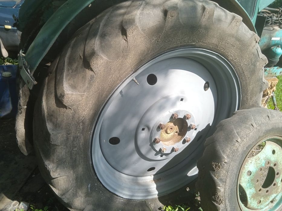 Продам колесо т 40