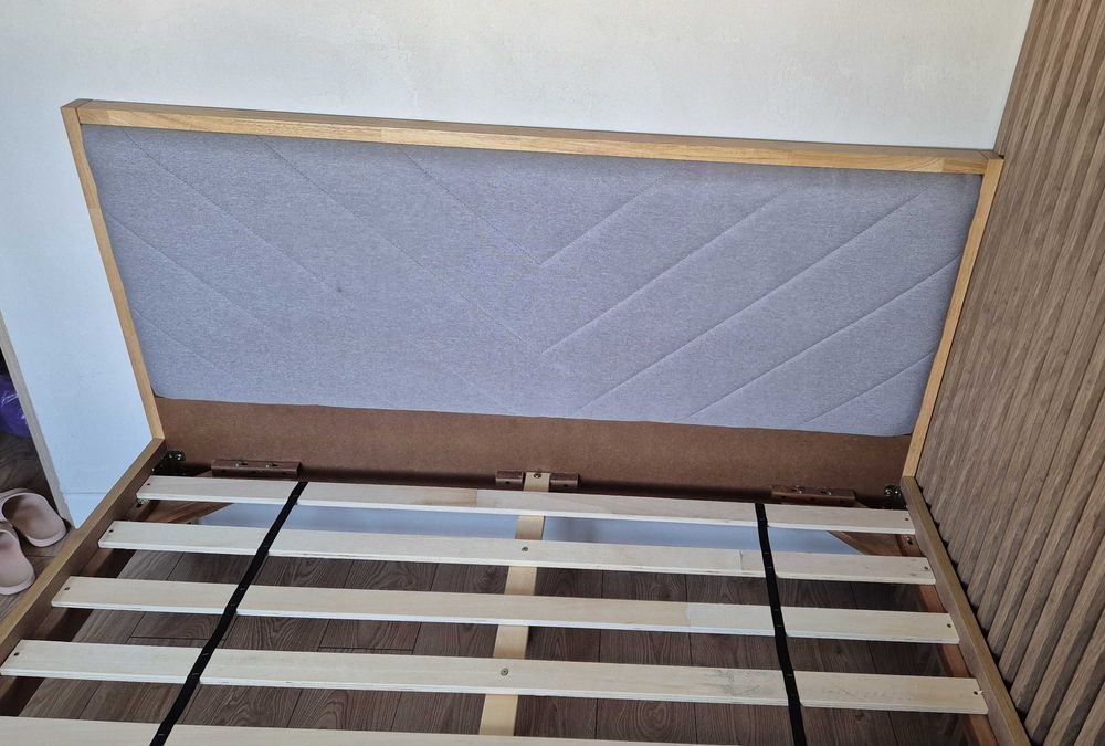 Łóżko dwuosobowe, stelaż 160x200, drewniane