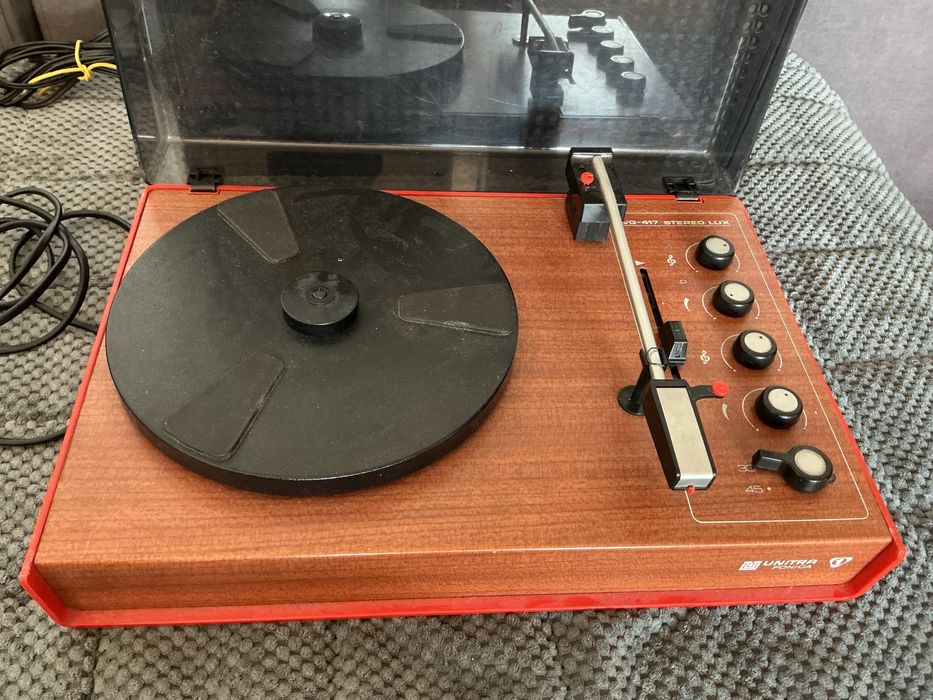 Sprzedam gramofon  unitra WG-417 stereo lux