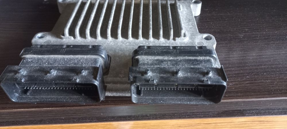 Ебу блок управления кіа Sorento, sedona 3.3 бензин