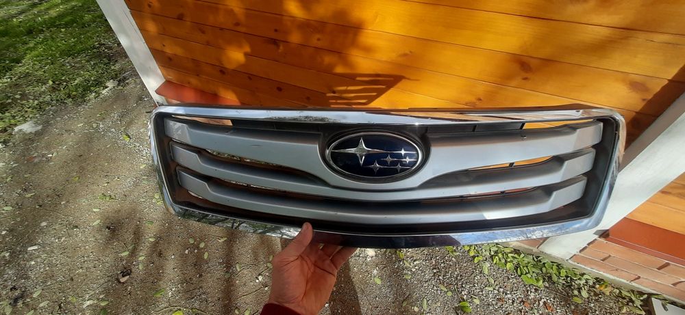 Gril atrapa Chłodnica wentylator Subaru Outback IV BENZYNA DIESEL 2013