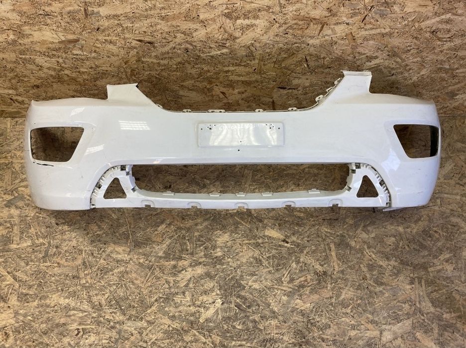 Zderzak Przód Przedni Kia Carens III 3