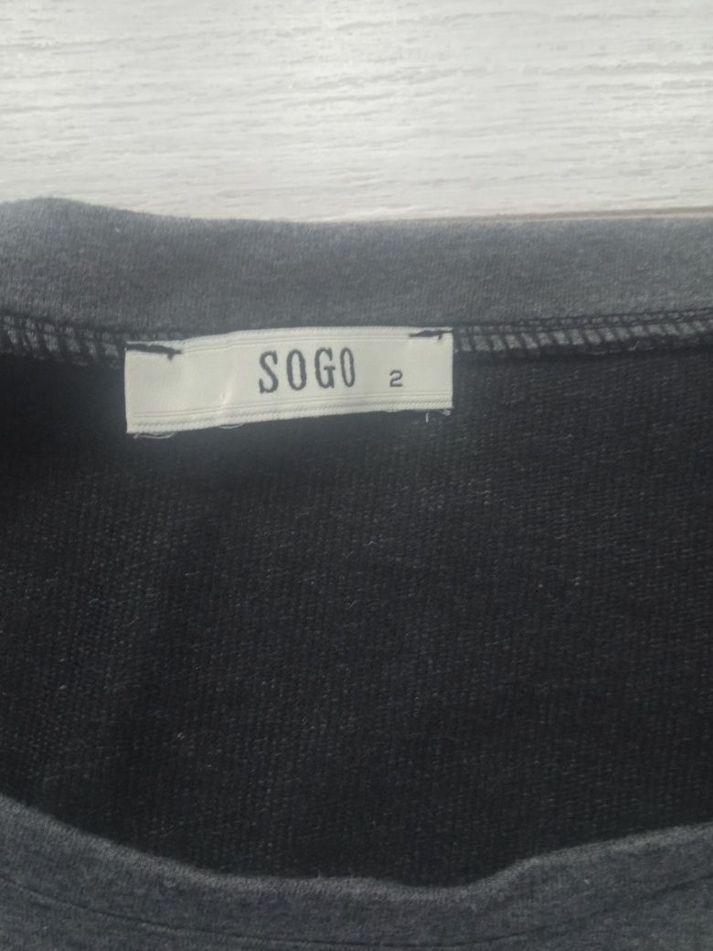 Продам платье нарядное 300 гр размер 50/52 темно серого цвета
