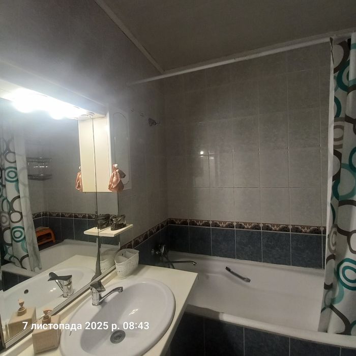 Оренда  3 кімнатного будинку.Центр.